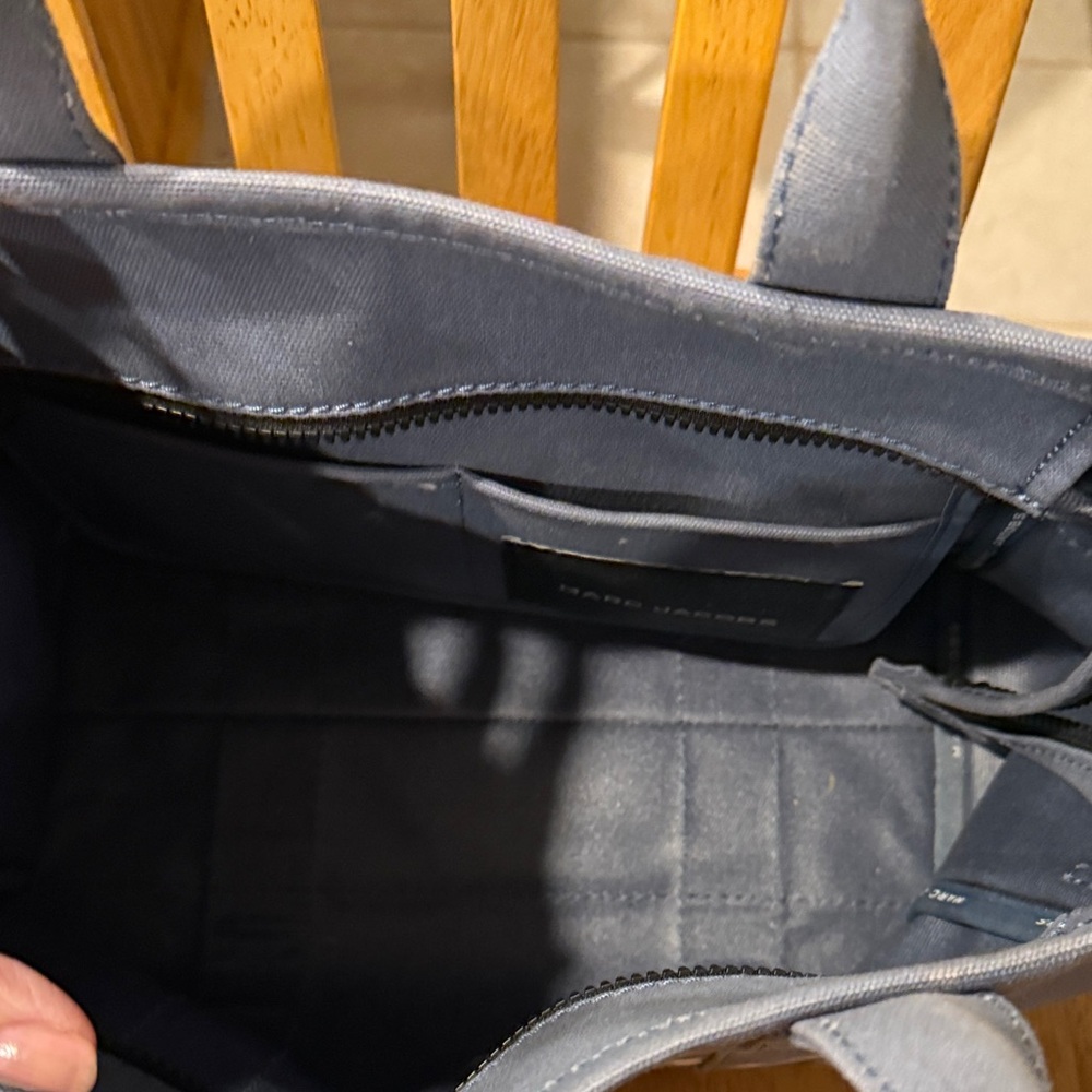 Marc Jacobs Tote Bag in Slate Gray Canvas with White Logo - Picture 10 of 10